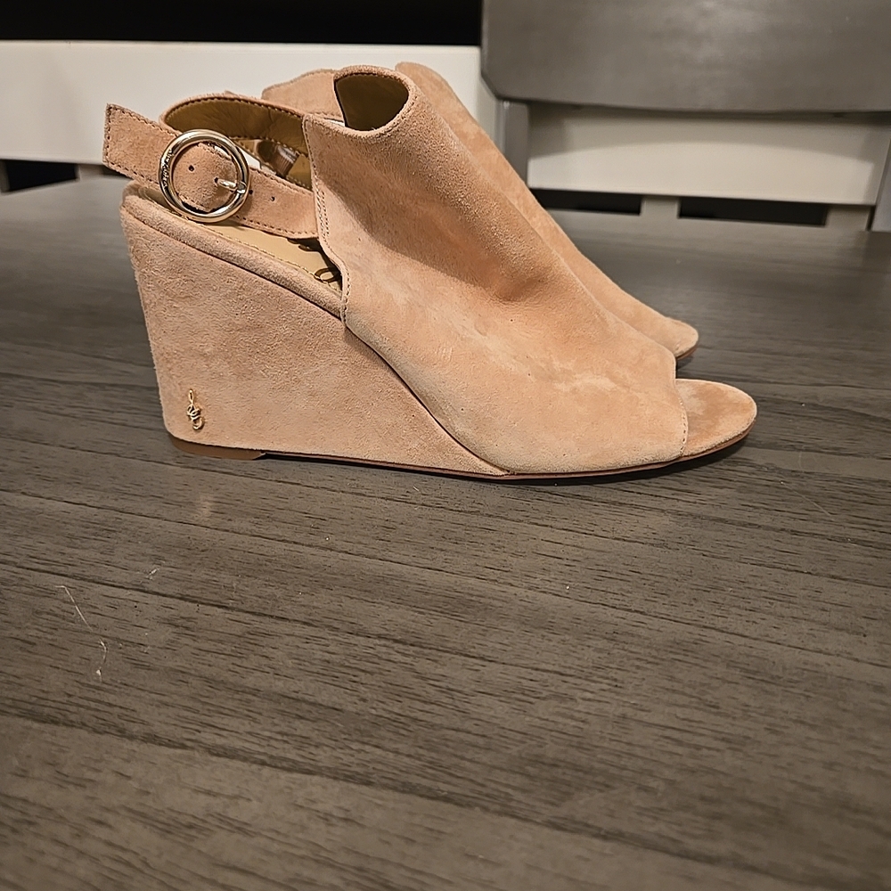 Sam Edelman Tan Peep-Toe Wedges